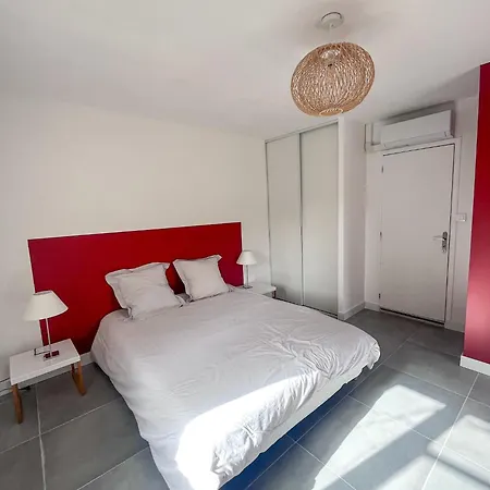 Avec Piscine Et Grand Jardin Villa Nimes